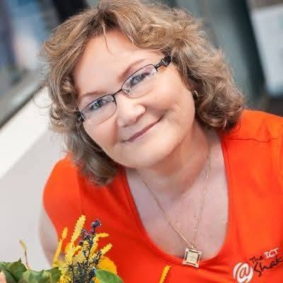 Photo of Margaret Shakibaie